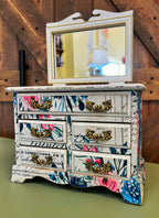 Leilani: Jewelry Box
