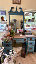 Lucia: Dressing Table / Desk