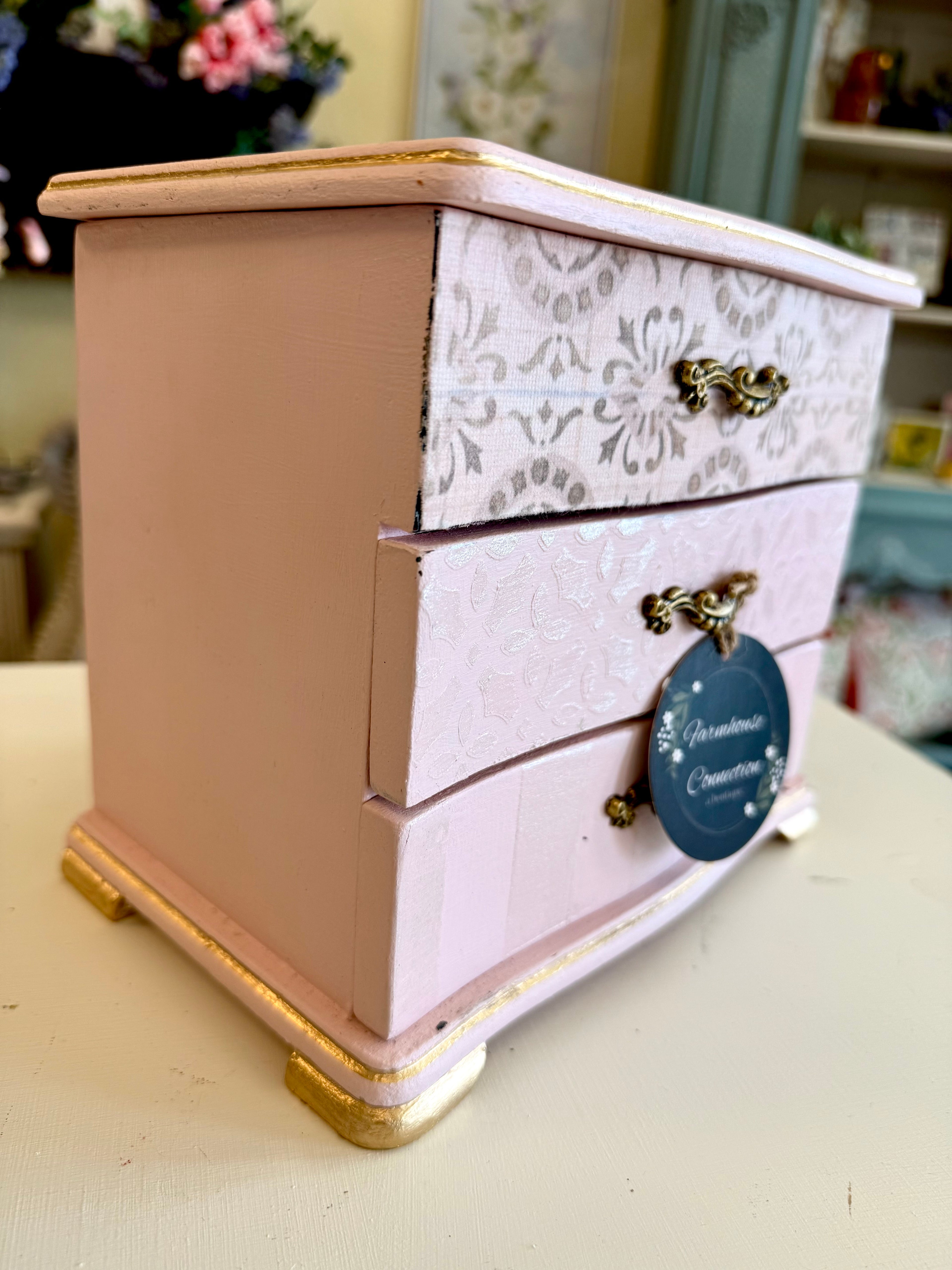 Gracie: Jewelry Box