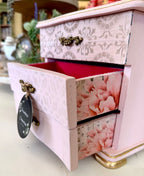 Gracie: Jewelry Box