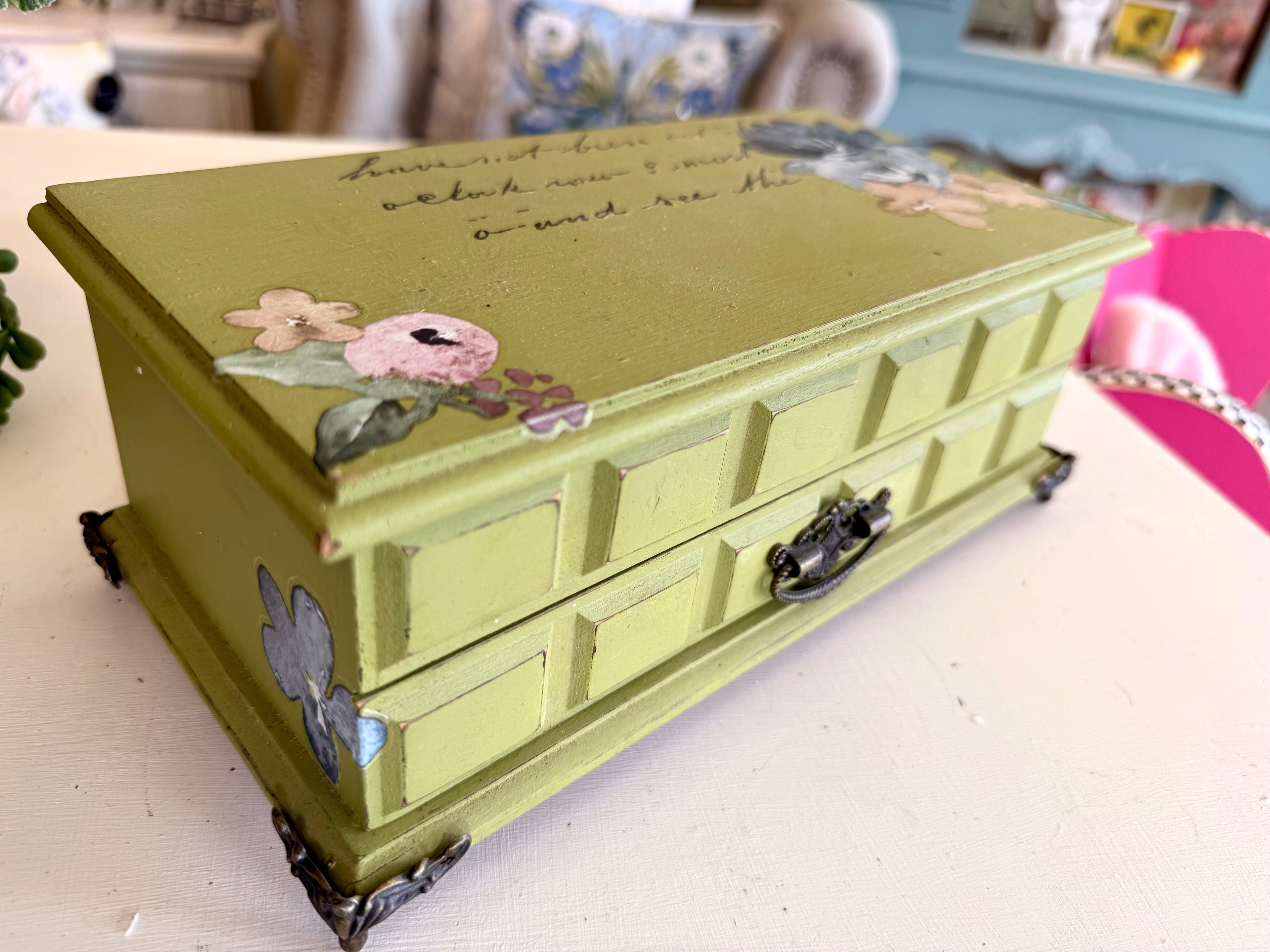 Peridot: Jewelry Box
