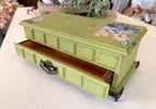 Peridot: Jewelry Box