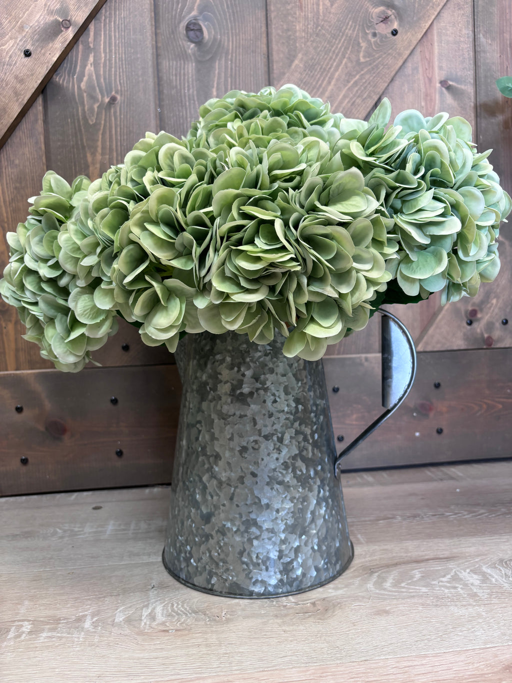 Green Hydrangea Stem — Real Touch